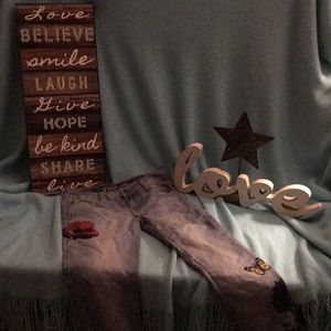 Floral patched Vigoss Jeans New w/o tags